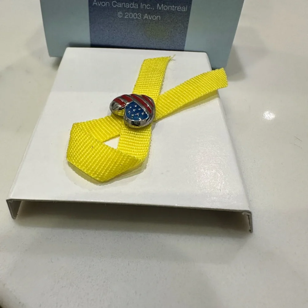 THE YELLOW RIBBON PIN - Picture 9 of 11
